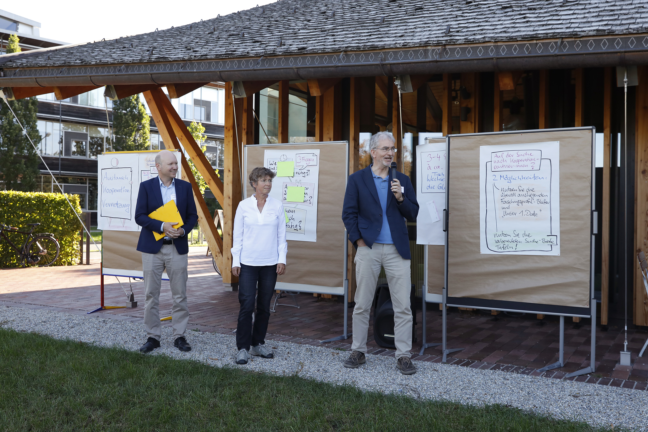 Numerous researchers from TUM, HSWT, LfL and LWF took the opportunity to exchange ideas at the first Weihenstephan Science Dating (Photo: Gleixner/LfL)